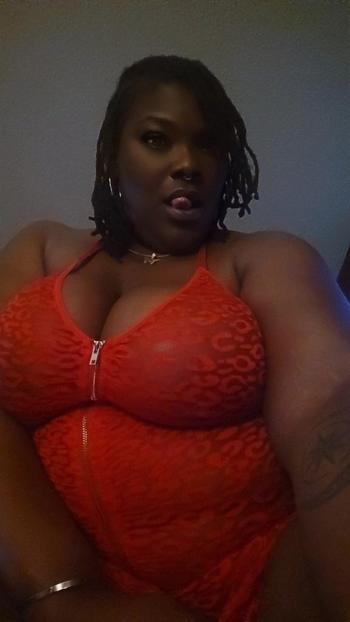 Ariana, 52  female escort, Prescott